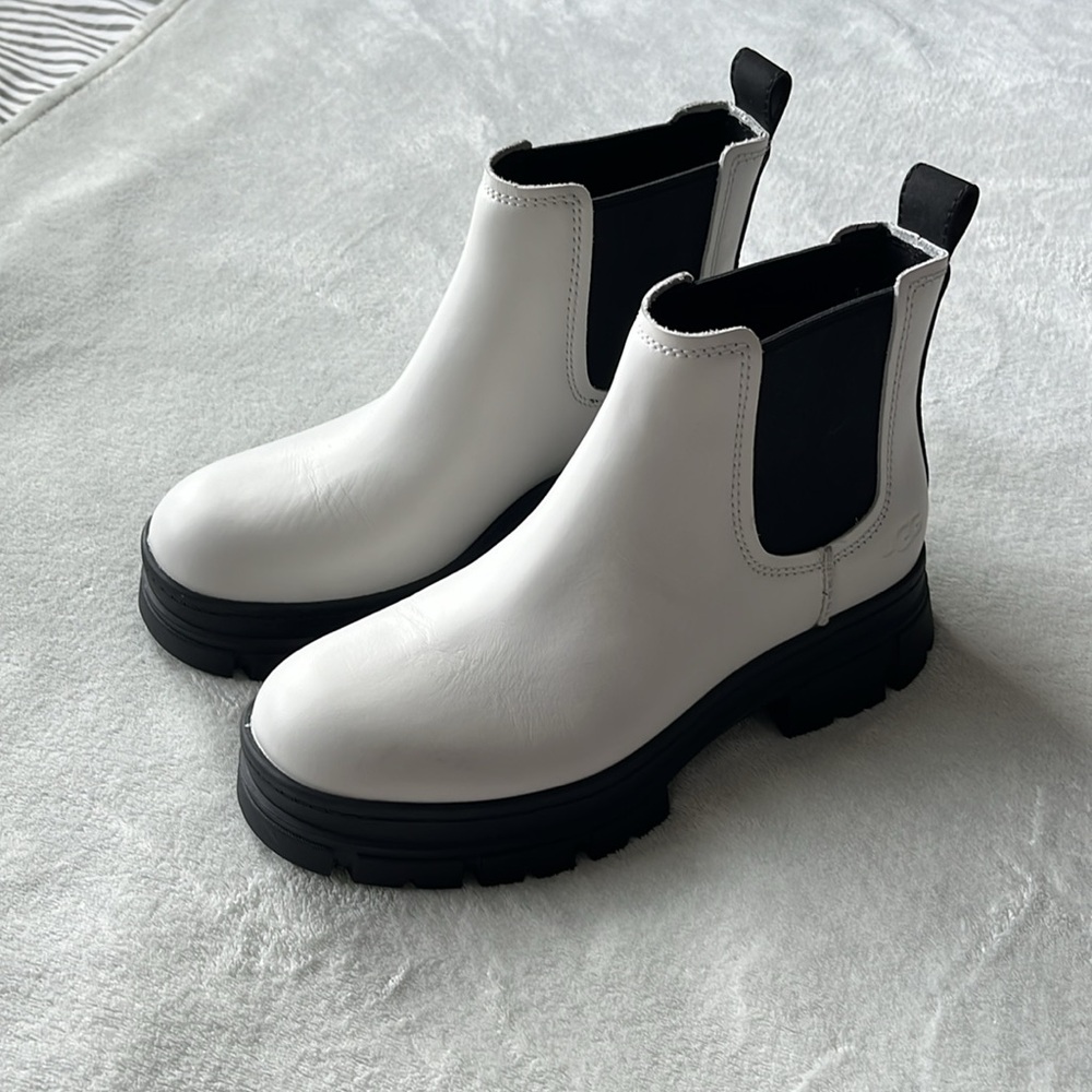 UGG White Chelsea Boots